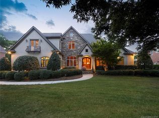 1308 Churchill Downs Dr, Waxhaw, NC 28173