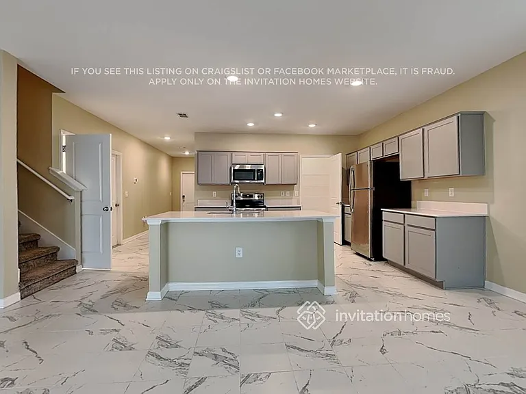 4500 Holstein St — Photo 7