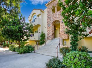 13150 Riverside Dr, Sherman Oaks, CA 91423