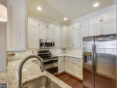 4550 Strutfield Ln APT 2412, Alexandria, VA, 22311