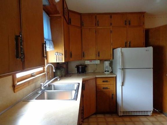 lots of counter space