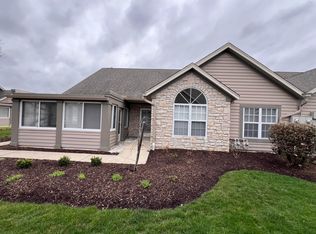 5603 Villa Gates Dr #9, Hilliard, OH 43026