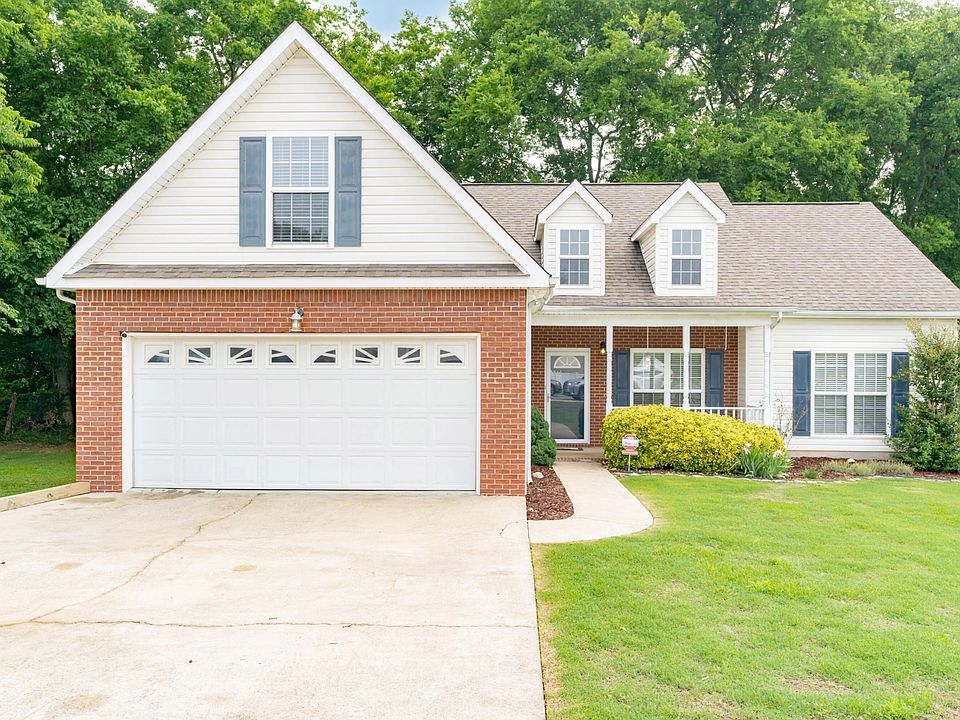 1st image of 2560 Robin Glenn Dr