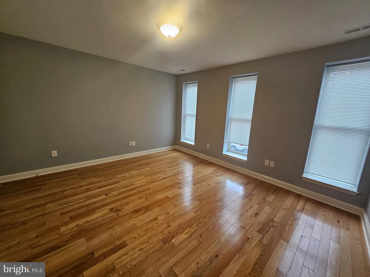 3 bed, 2.5 bath, 1842 sqft, $2,750 — Photo 4
