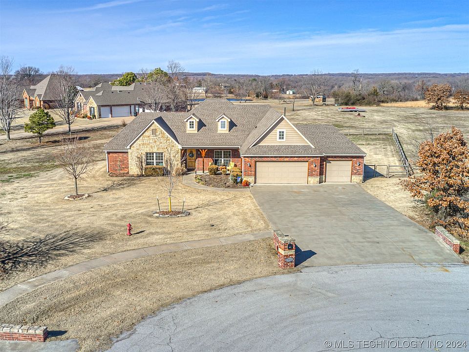 1st image of 19322 S Fieldstone Dr W