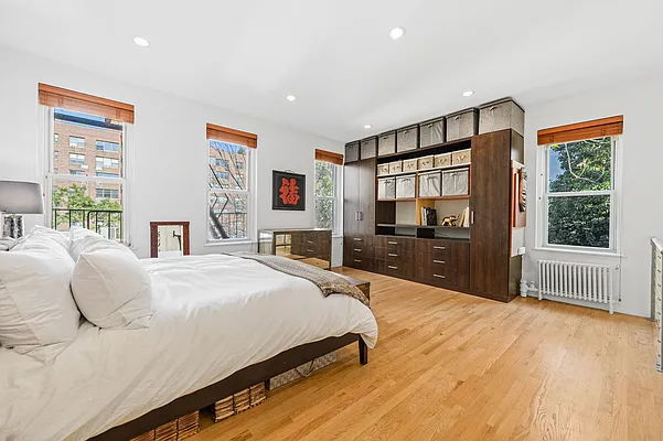 Rented by Compass | media 12