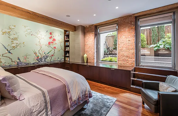 Rented by Brown Harris Stevens | media 32