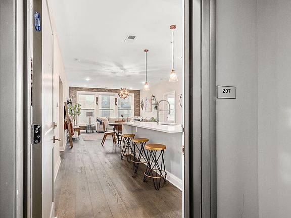 5th image of 751 N 6th St APT 207