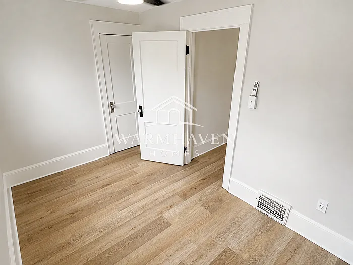 2137 12th St SW — Photo 11