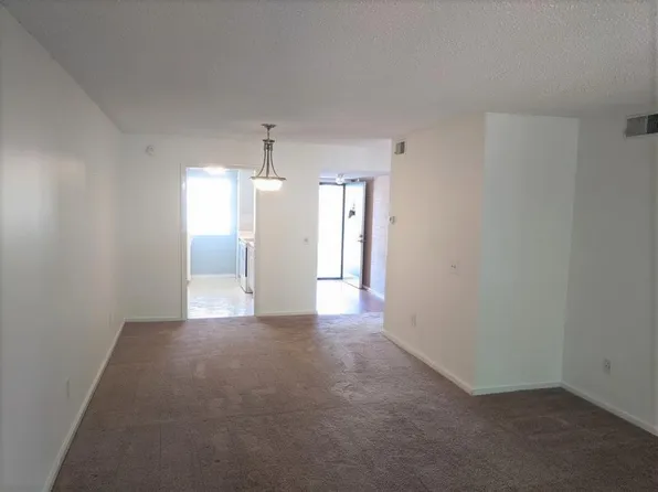 1208 Bush River Rd APT 6, Columbia, SC 29210