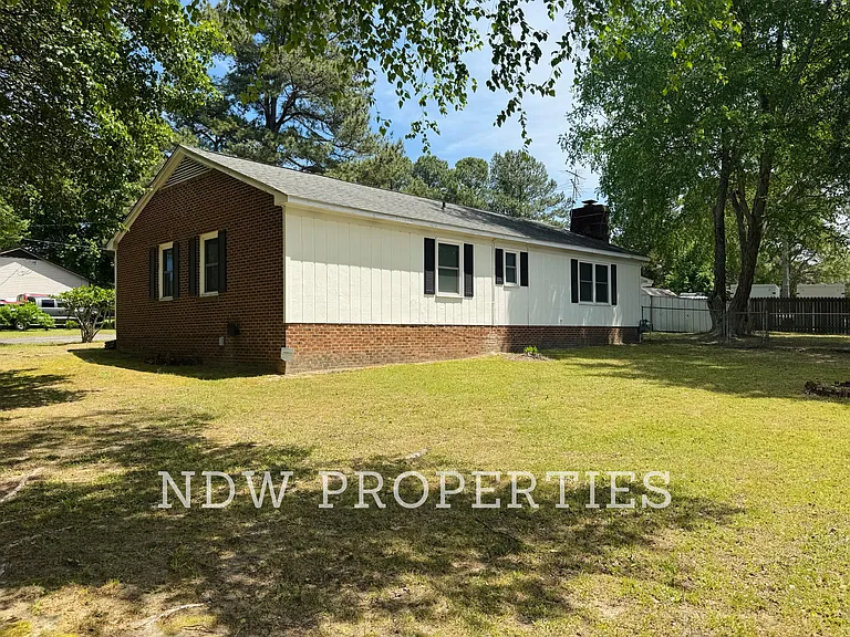 2917 Jason Dr — Photo 4