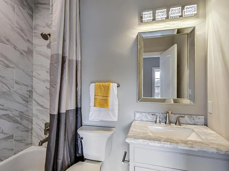 3104 Sleepy Hollow Rd — Photo 47