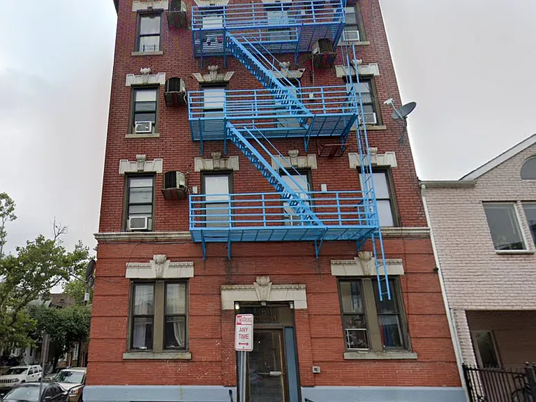 61 Concord St #2D — Photo 1