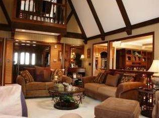 11005 W 121st Ter, Overland Park, KS 66213