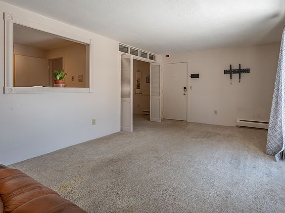 4th image of 36 English Village Road #202R