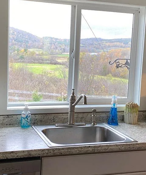 395 Rezen Rd — Photo 8