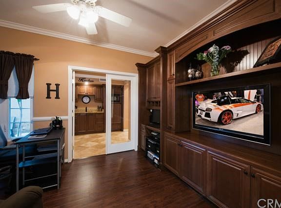 5th image of 7698 Hollow Oak Road