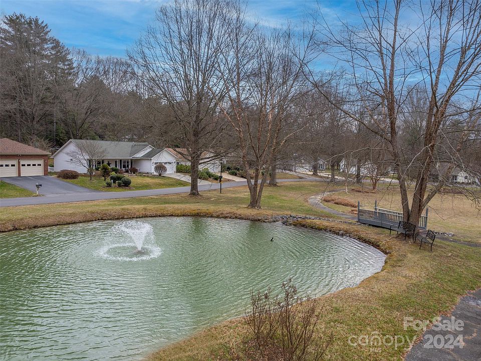 1st image of 2609 Middleton Cir