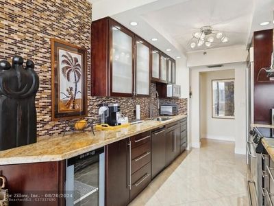 20191 E Country Club Circle UNIT 1911, Aventura, FL, 33180