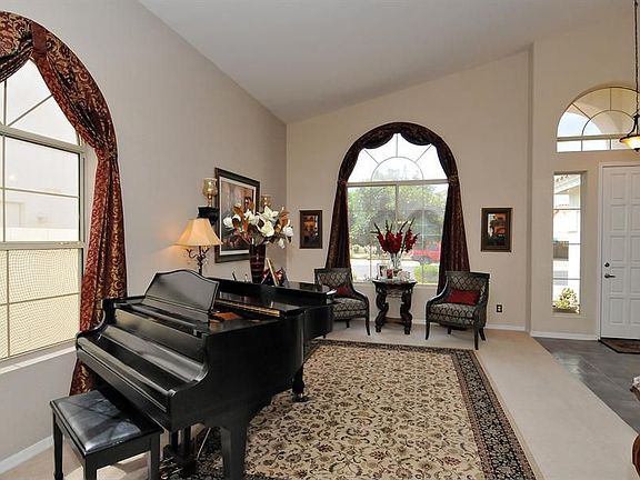 5th image of 5830 W Columbine Dr