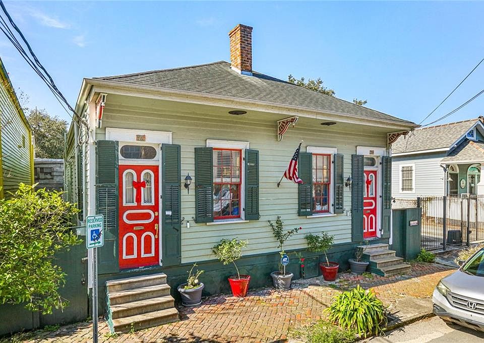 1st image of 912-14 Marigny St