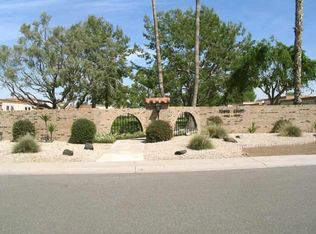 10026 N Hawthorn Dr, Sun City, AZ 85351