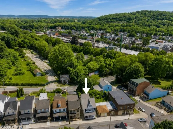 12 Heckman St, Phillipsburg Town, NJ 08865