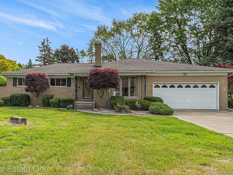 1st image of 36086 Boyce Dr