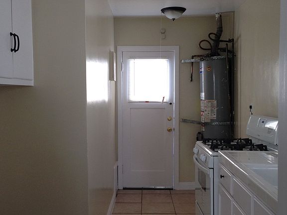 5th image of 3043 Larga Ave