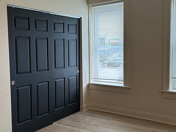 5th image of 2927 Nebraska Ave #1F