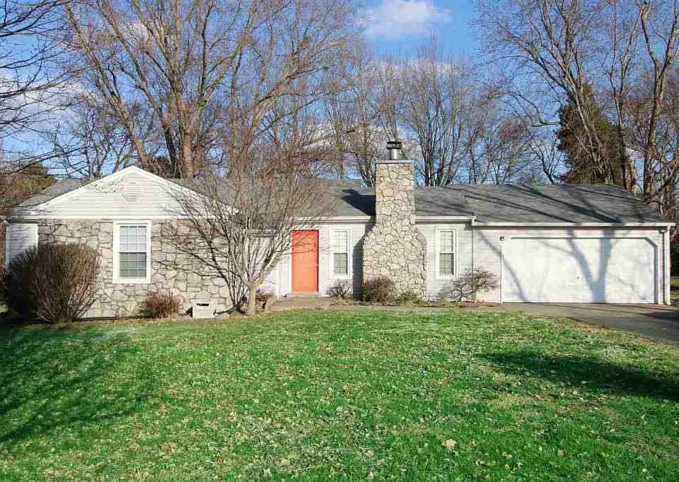 1st image of 132 Heritage Ave
