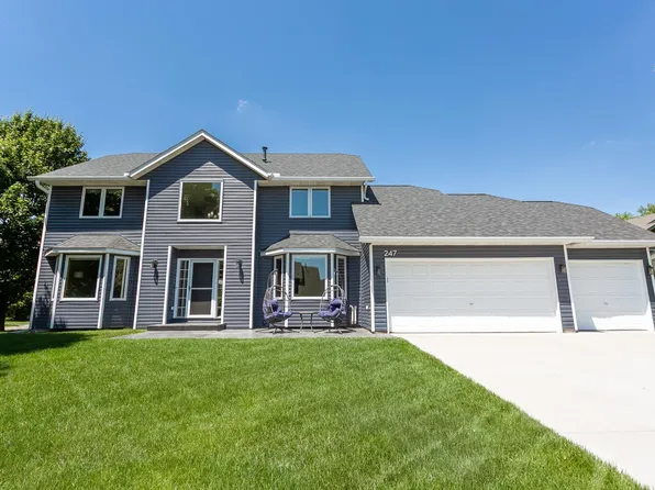 247 Pendryn Hill Cir, Woodbury, MN 55125