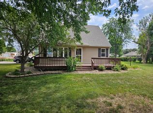 100 S Columbia St, Harrisburg, SD 57032