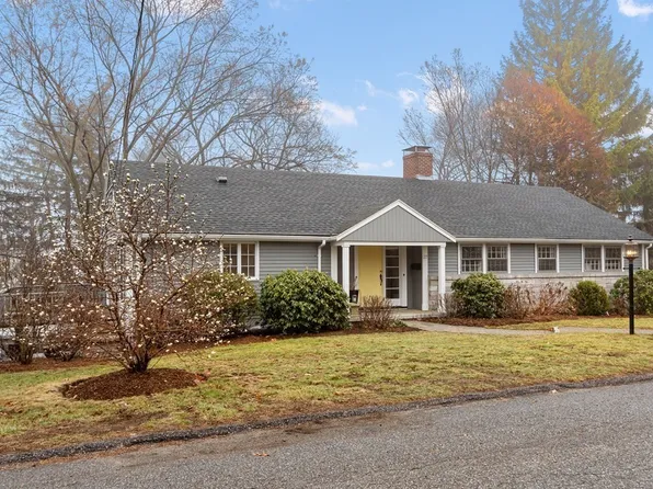 27 Bradley Rd, Arlington, MA 02474