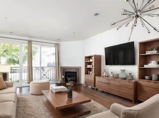 6038 Carlton Way APT 109, Los Angeles, CA 90028