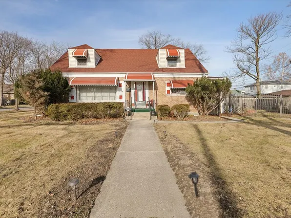 1245 S 18th Ave, Maywood, IL 60153