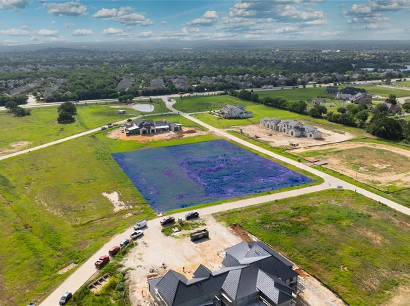 1141 Vera Ct, Bartonville, TX 76226