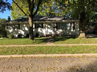 824 Woolf Ct, Rochelle, IL 61068