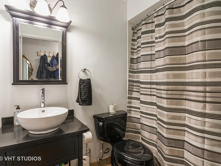 1026 Castilian Ct #114 — Photo 11