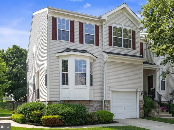 319 Huntington Dr, Delran, NJ 08075