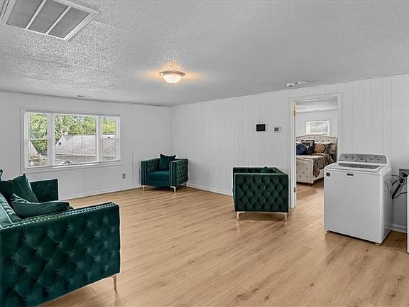5th image of 1404 Denim Rd