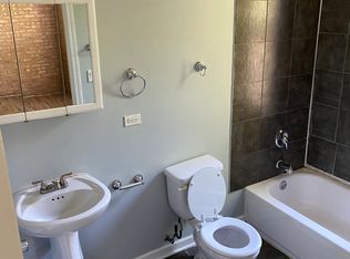 6201 S Rhodes Ave APT 201, Chicago, IL 60637