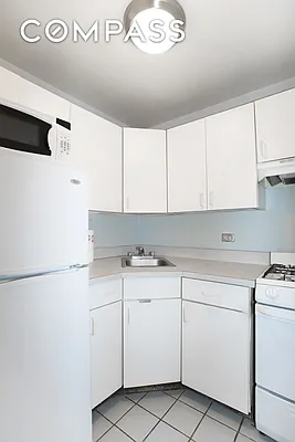 Rented by Compass | media 17