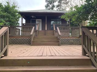 61 Hunters Creek Dr, Huntsville, TX 77340