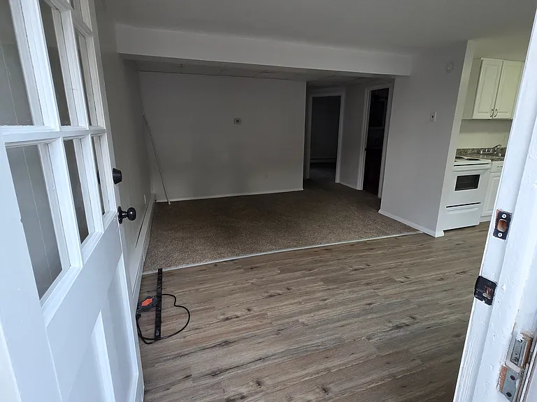 23 Twin Oak Rd #B — Photo 9