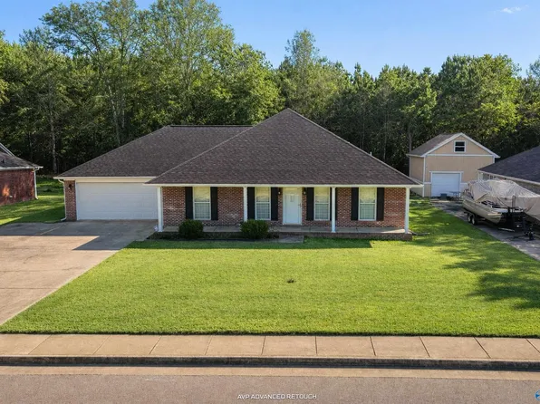 1024 Clint Dr SE, Hartselle, AL 35640