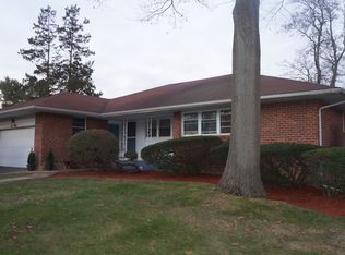 630 The Plain Rd, Westbury, NY 11590