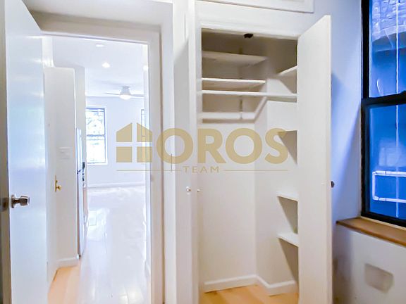 5th image of 215 E 10th St APT 9