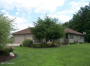 9081 Lawrence Rd, Nashville, MI 49073