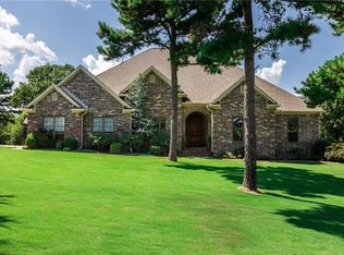 101 Fairview Dr, Poteau, OK 74953